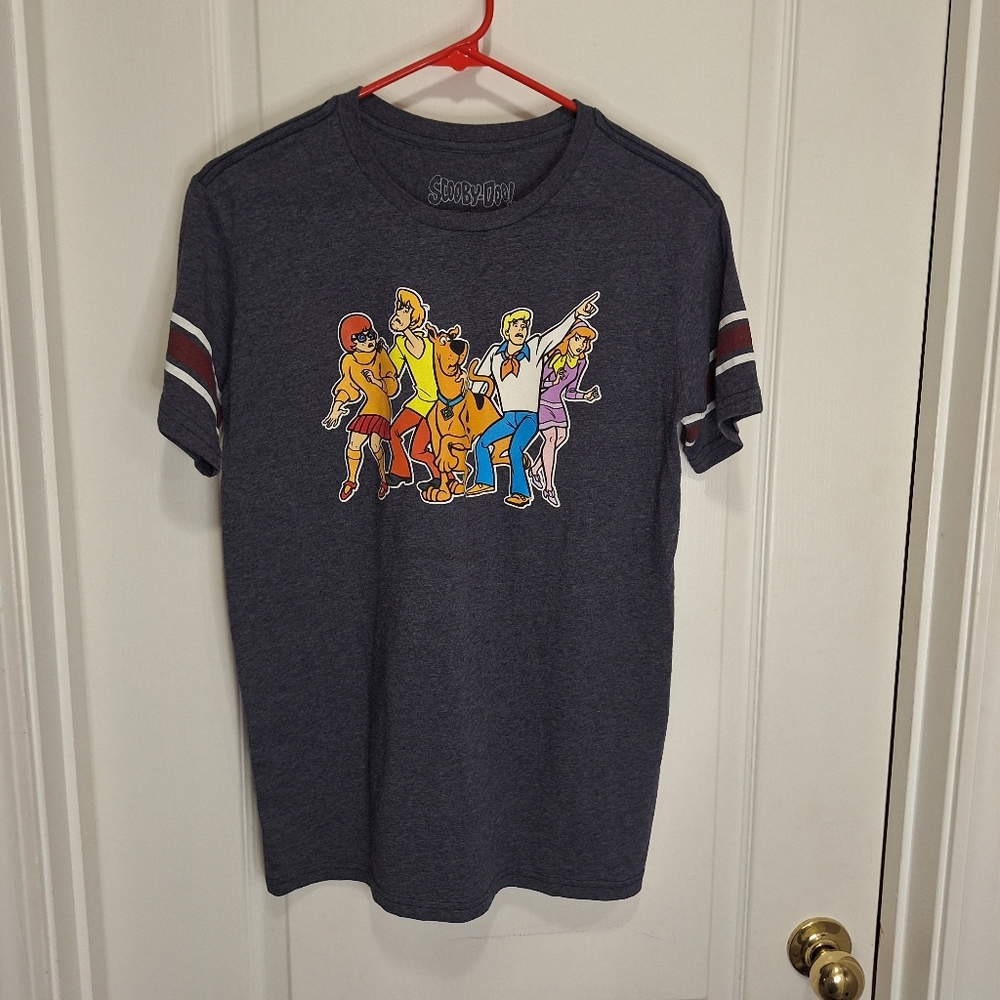 Scooby-Doo Men' s XS T-SHIRT/ gray with Scooby-Doo design